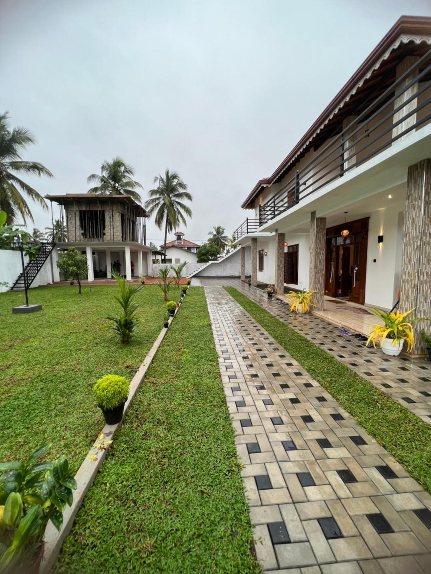 Ahasna Airport Villa Negombo Ngoại thất bức ảnh