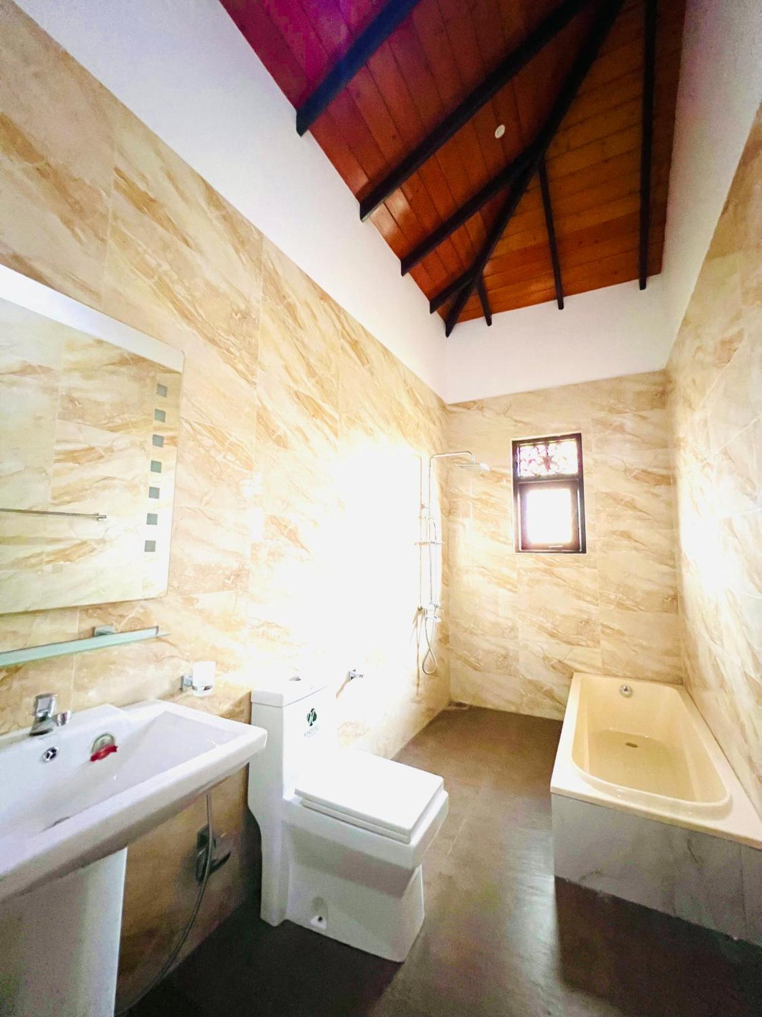 Ahasna Airport Villa Negombo Ngoại thất bức ảnh