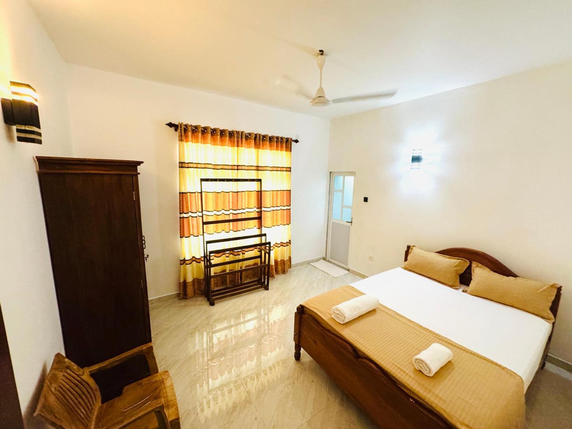 Ahasna Airport Villa Negombo Ngoại thất bức ảnh